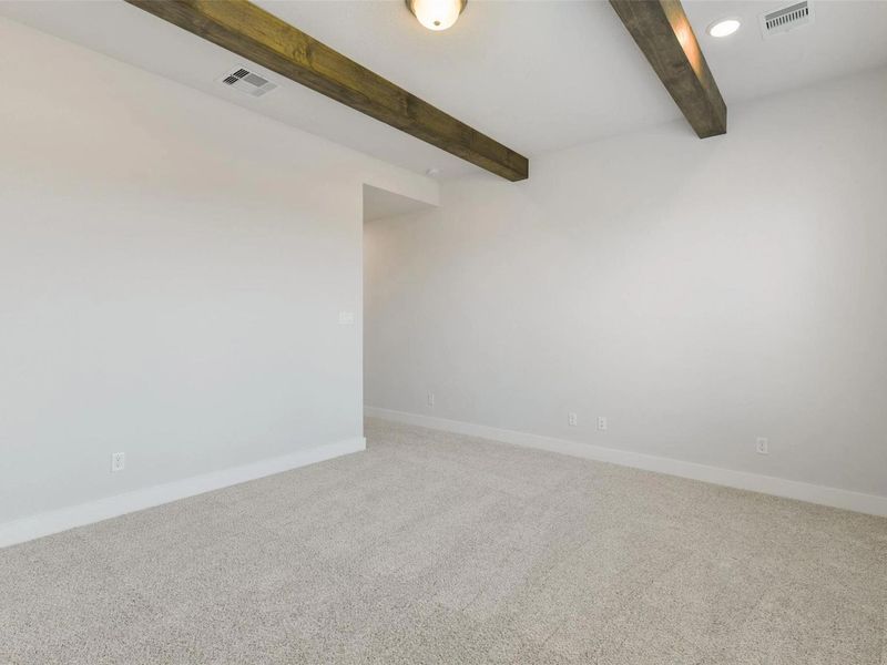 Spacious, unfurnished interior of a new home in Lago Mar, Texas City (Image 25). Spacious, unfurnished interior of a new home in Lago Mar, Texas City (Image 25).