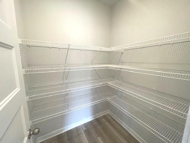 Spacious, unfurnished interior of a new home in Ponderosa Farms Estates, Gainesville (Image 17).