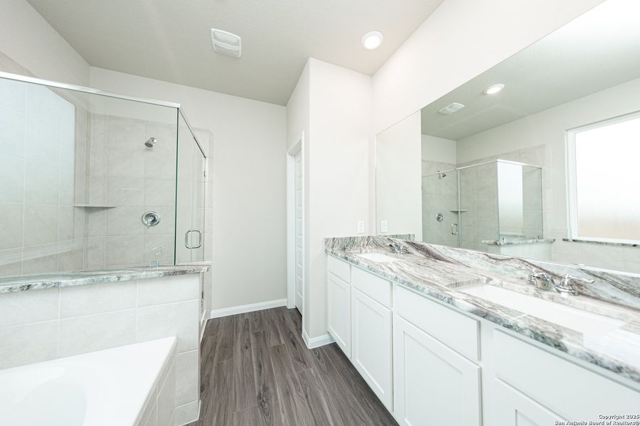 Furnished interior view inside a new home in Cinco Lakes, San Antonio (Image 6). Furnished interior view inside a new home in Cinco Lakes, San Antonio (Image 6).