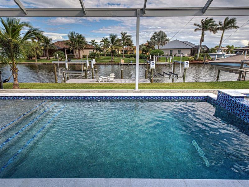 Community amenities in , Port Charlotte (Image 52).