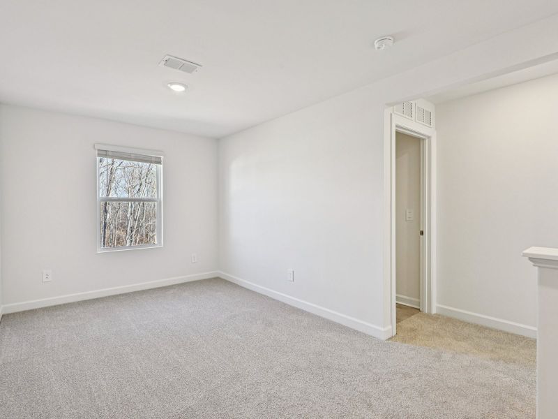 Spacious, unfurnished interior of a new home in Harper Landing, Stanley (Image 13).