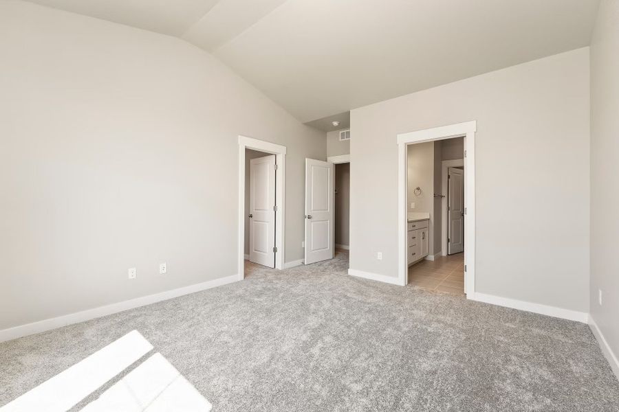 Spacious, unfurnished interior of a new home in The Lakes at Centerra - Discovery, Loveland (Image 14). Spacious, unfurnished interior of a new home in The Lakes at Centerra - Discovery, Loveland (Image 14).