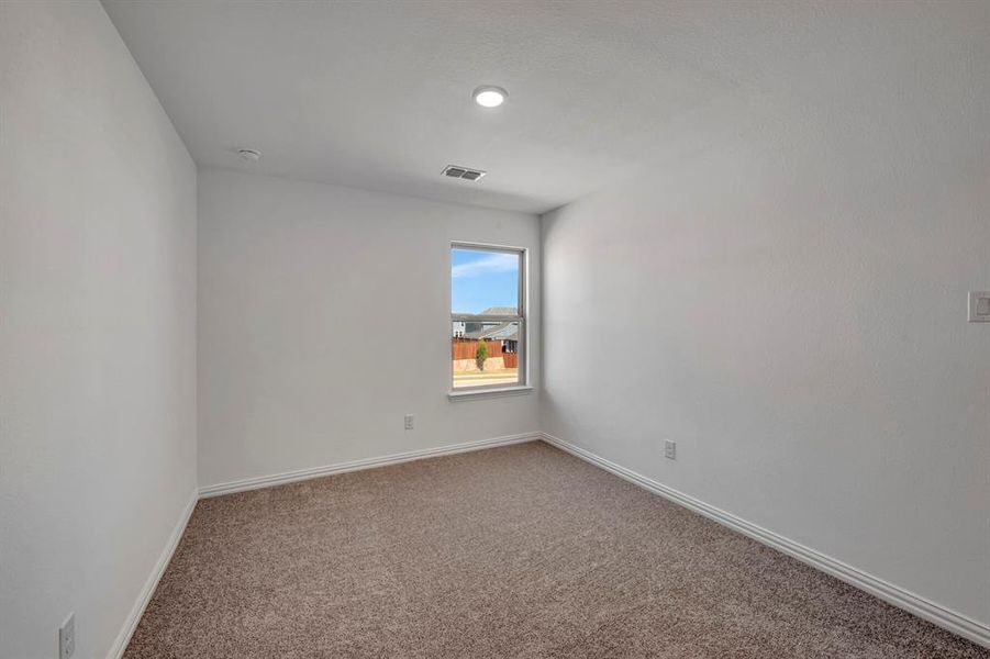 Spacious, unfurnished interior of a new home in Lilyana, Celina (Image 26).