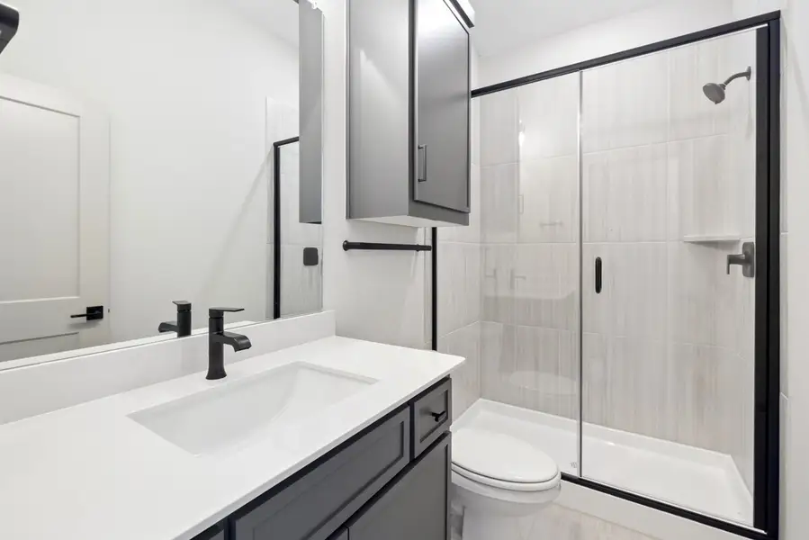 Representative furnished interior of a home built from the Westwood by Landon Homes in Dominion Estates, Frisco (Image 10).