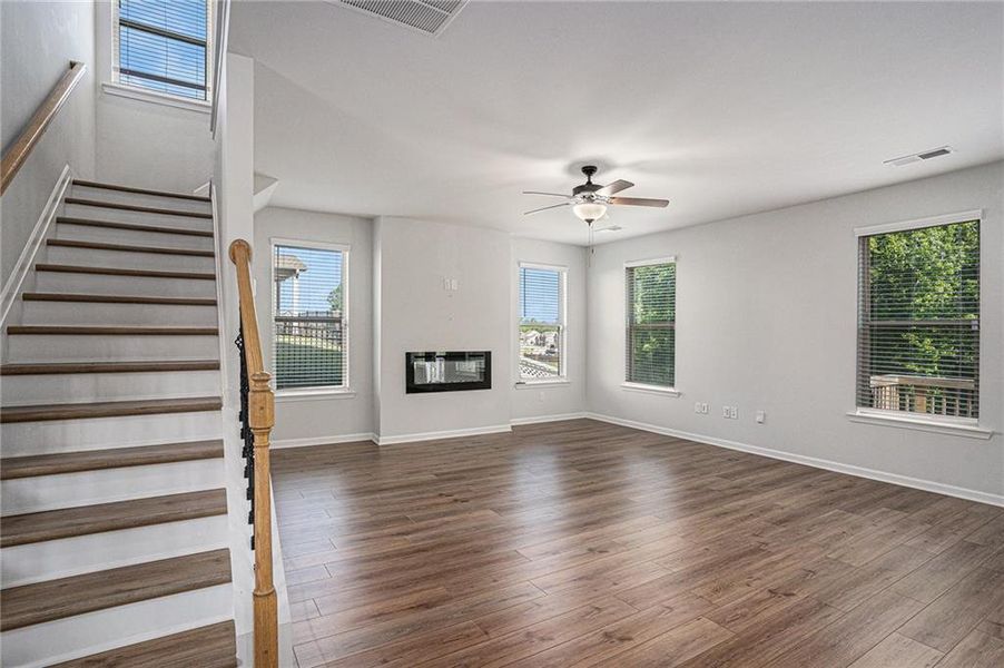 Spacious, unfurnished interior of a new home in , Hampton (Image 32).