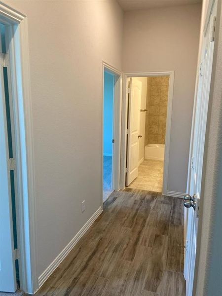 Spacious, unfurnished interior of a new home in Hillview Addition, Decatur (Image 15).