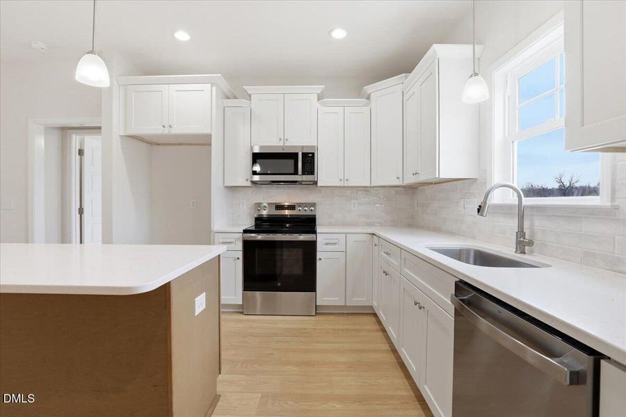 19-317 Creeks Edge Dr-19