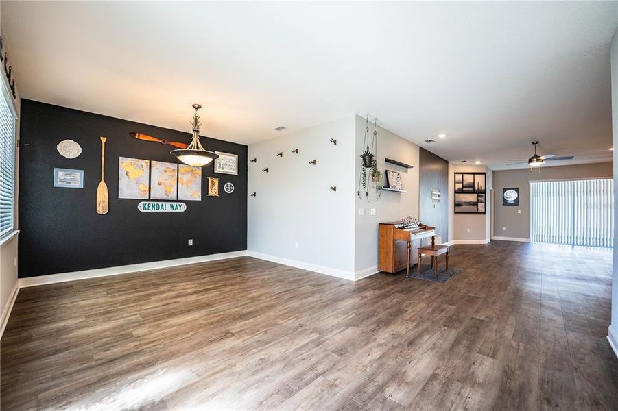 Spacious, unfurnished interior of a new home in , Lakeland (Image 40).