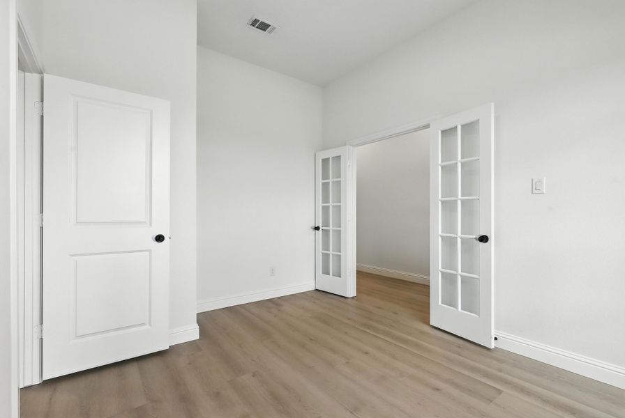 Representative unfurnished interior of a home built from the Iverson I by Cheldan Homes in Pitcock Addition, Graham (Image 70).