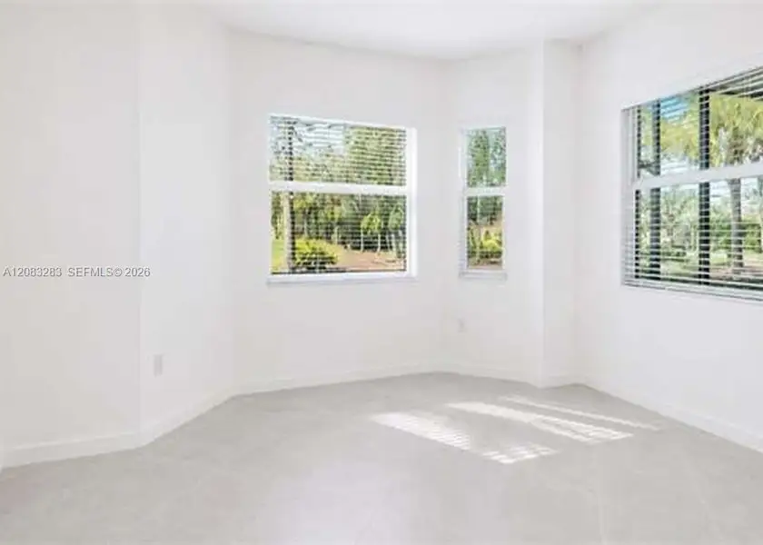 Spacious, unfurnished interior of a new home in , Ave Maria (Image 15).