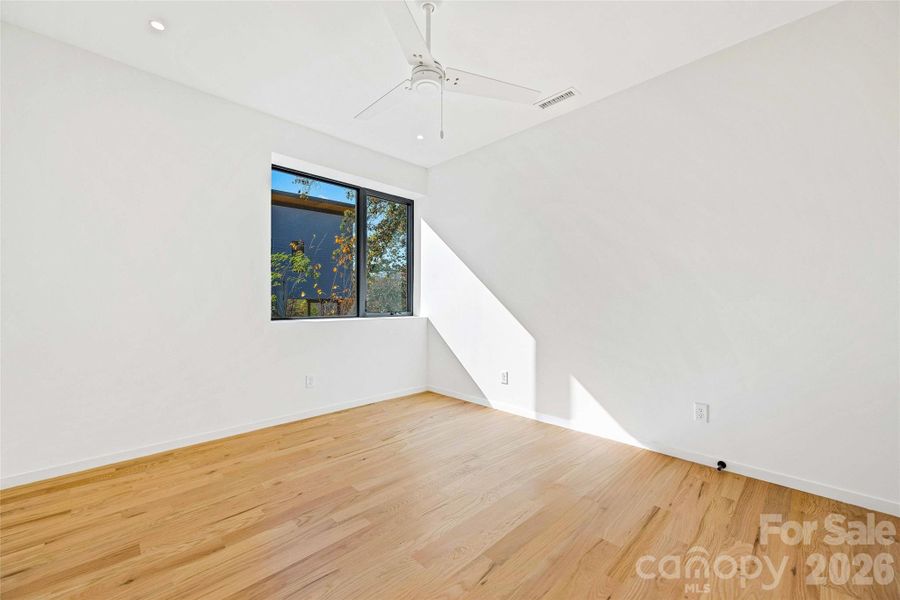 Spacious, unfurnished interior of a new home in , Asheville (Image 21).