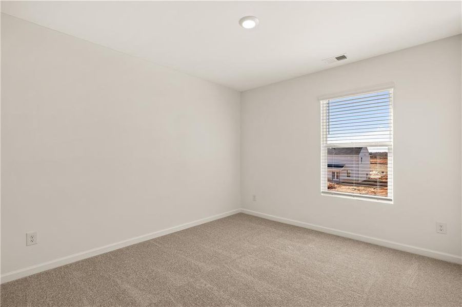 Spacious, unfurnished interior of a new home in Twin Lakes, Hoschton (Image 24).