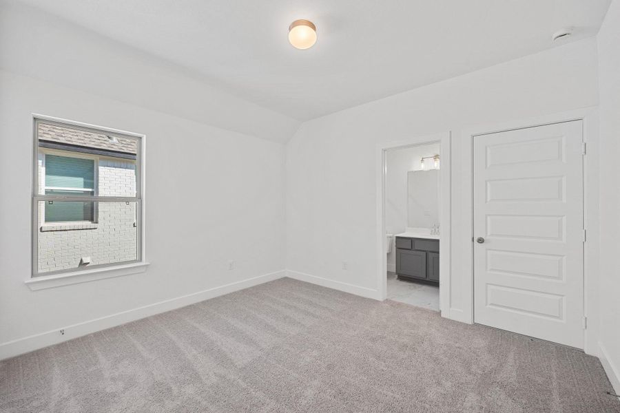 Spacious, unfurnished interior of a new home in Parmer Ranch - 40', Georgetown (Image 23). Spacious, unfurnished interior of a new home in Parmer Ranch - 40', Georgetown (Image 23).