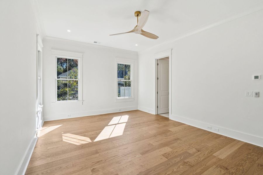 Spacious, unfurnished interior of a new home in , Johns Island (Image 94).