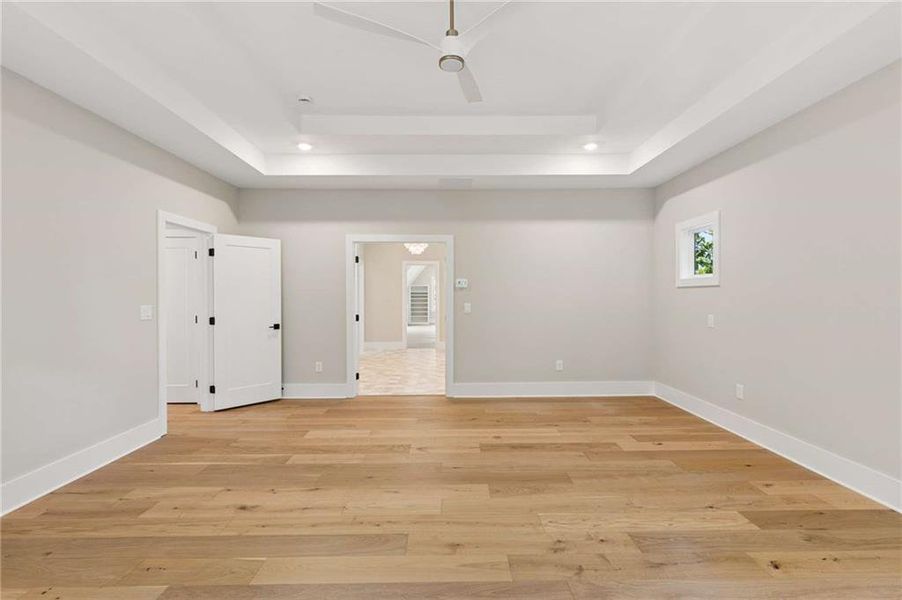 Spacious, unfurnished interior of a new home in , Atlanta (Image 47). Spacious, unfurnished interior of a new home in , Atlanta (Image 47).