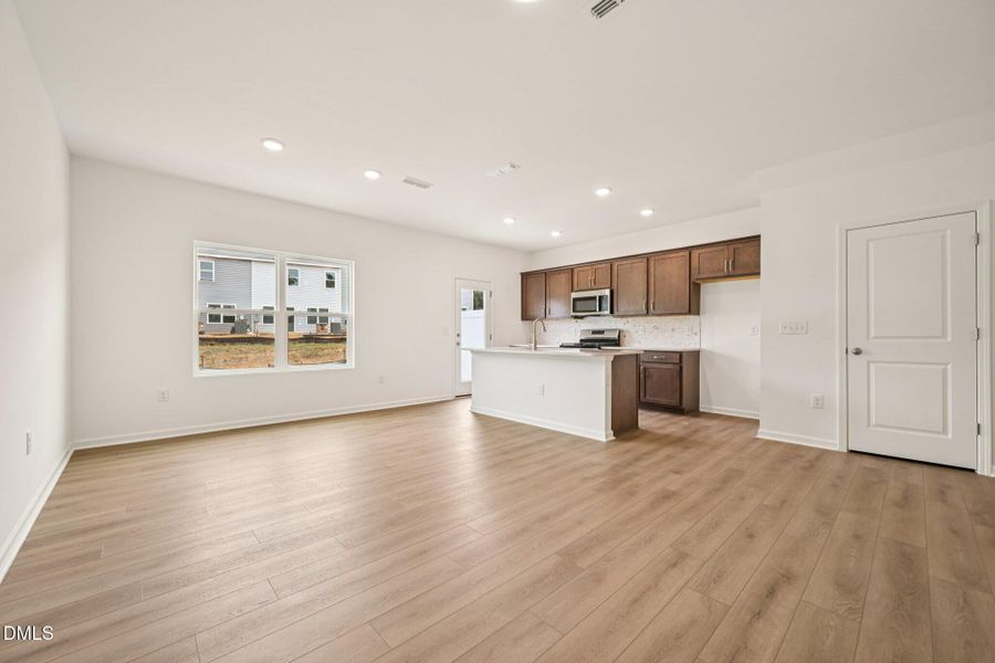 5-web-or-mls-Flagstone Wy-S1110-005