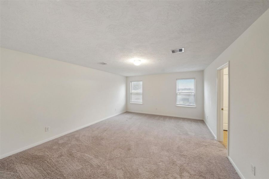 Spacious, unfurnished interior of a new home in , Magnolia (Image 24).