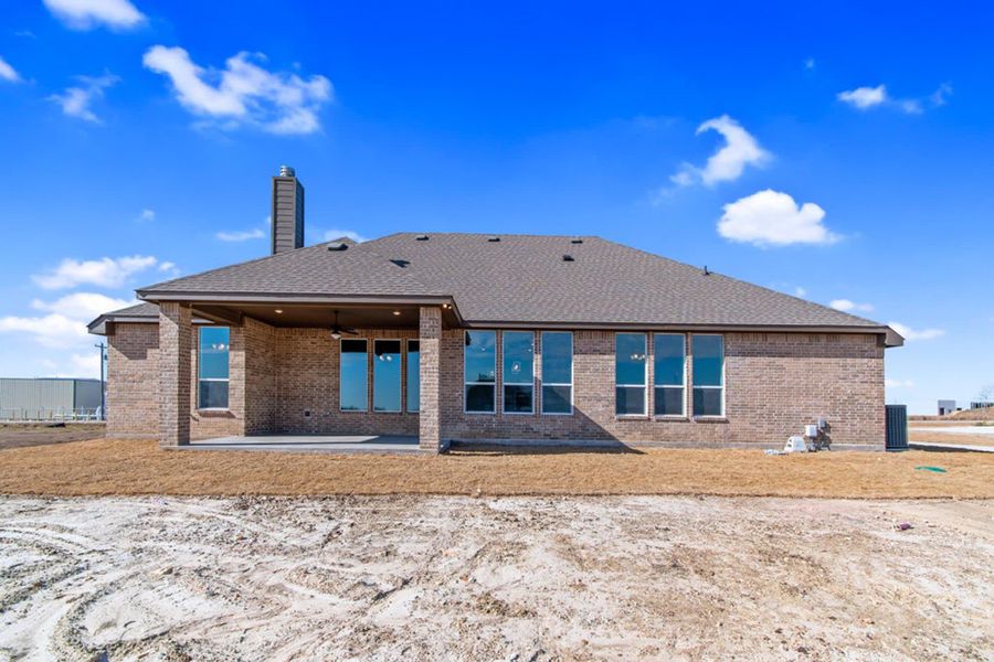 Back Yard | Concept 2406 at The Meadows in Gunter, TX by Landsea Homes