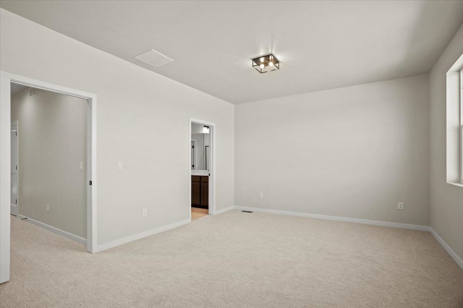 Spacious, unfurnished interior of a new home in Arras Park, Thornton (Image 14).