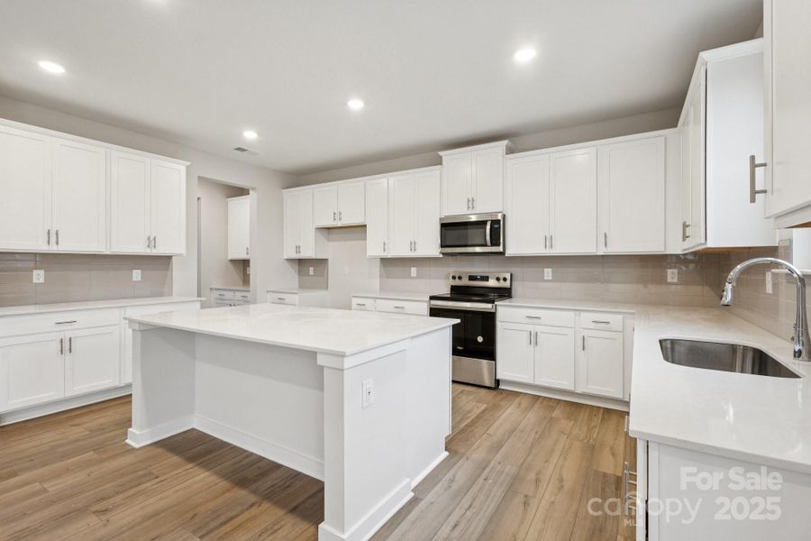 Image 3 of a home in . Image 3 of a home in .