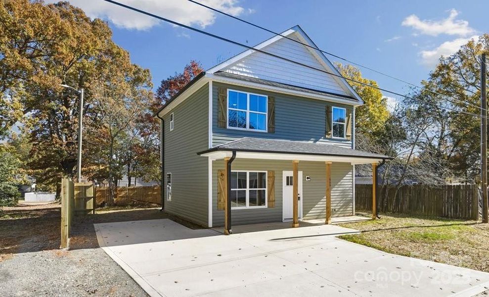 Front exterior of a new home in , Kannapolis, NC, highlighting curb appeal (Image 1).