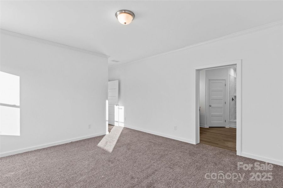 Spacious, unfurnished interior of a new home in , Statesville (Image 18).