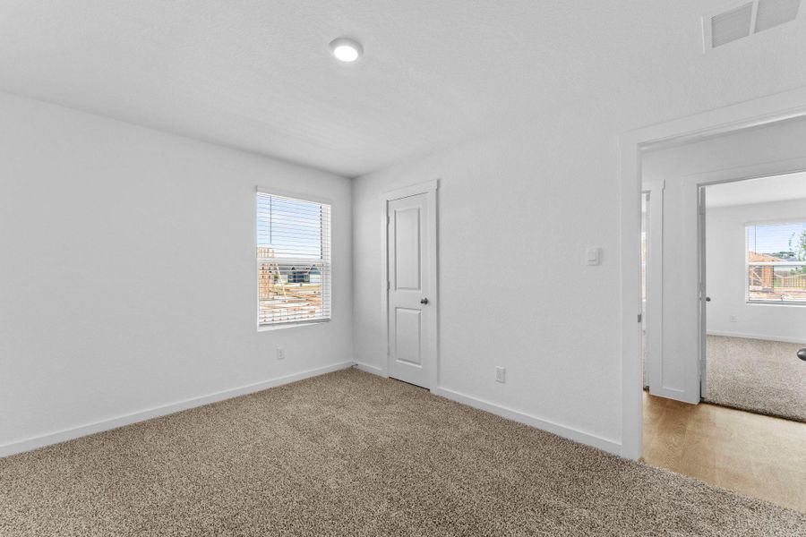 Spacious, unfurnished interior of a new home in Sonoma Oaks, Fredericksburg (Image 30). Spacious, unfurnished interior of a new home in Sonoma Oaks, Fredericksburg (Image 30).