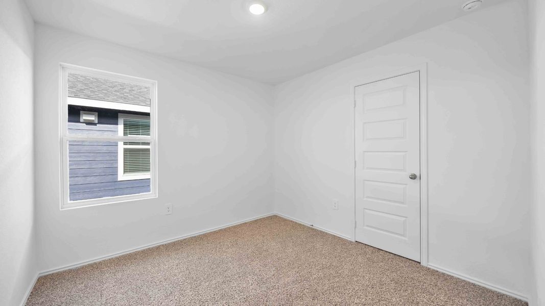 Spacious, unfurnished interior of a new home in Legacy Village, Houston (Image 5). Spacious, unfurnished interior of a new home in Legacy Village, Houston (Image 5).