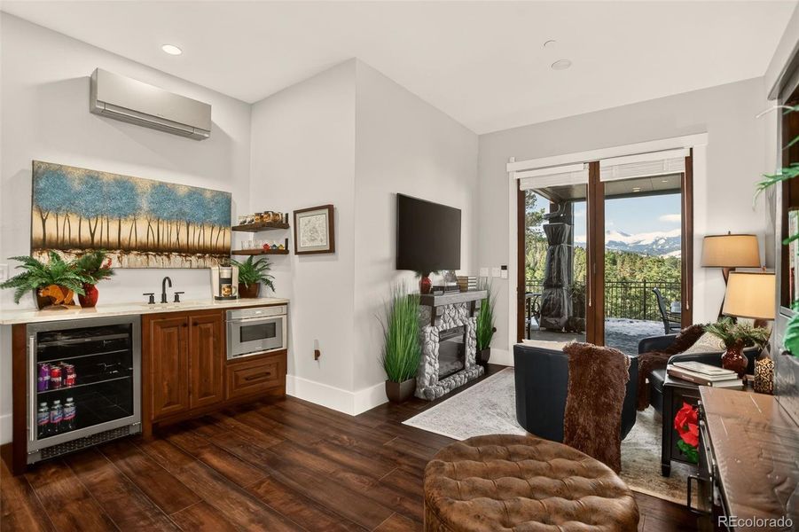 Furnished interior view inside a new home in , Evergreen (Image 24).