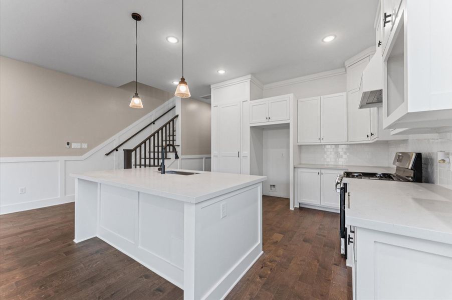 Furnished interior view inside a new home in , Houston (Image 9).