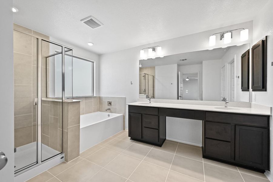 Furnished interior view inside a new home in Salerno - Classic Collection, Round Rock (Image 8). Furnished interior view inside a new home in Salerno - Classic Collection, Round Rock (Image 8).