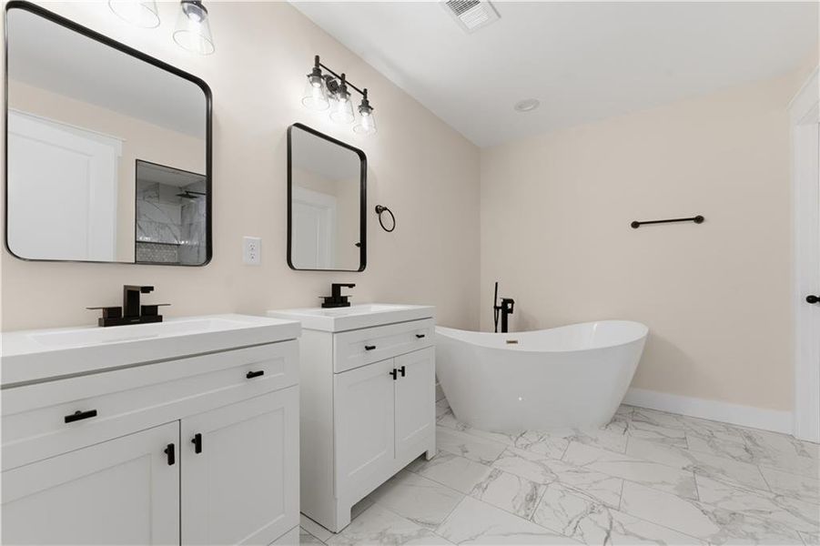 Furnished interior view inside a new home in , Conyers (Image 14).