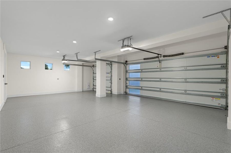 Spacious, unfurnished interior of a new home in , New Smyrna Beach (Image 97).