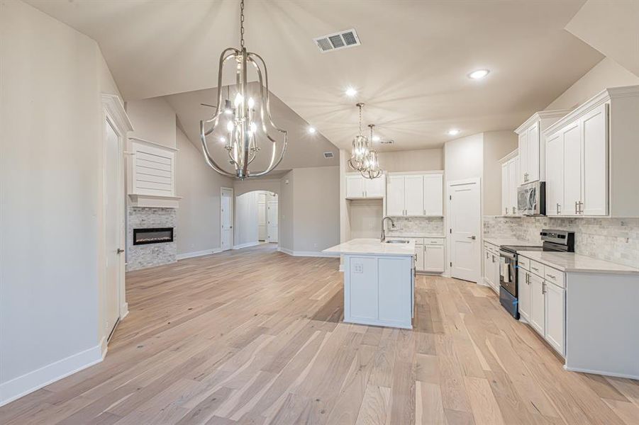 Image 39 of a home in .