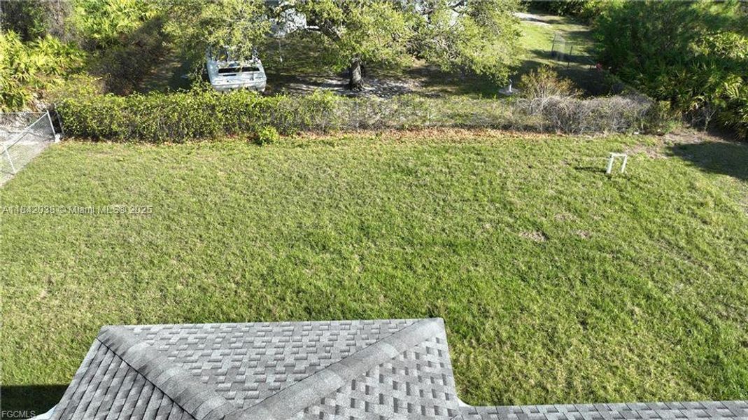 Exterior details and patio area of a home in , Lehigh Acres (Image 17).