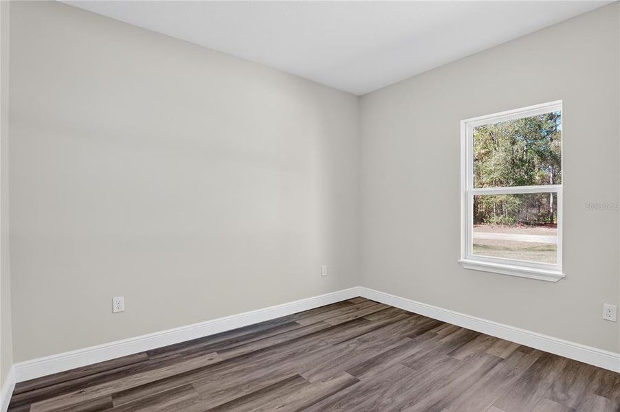 Spacious, unfurnished interior of a new home in , Citrus Springs (Image 22).