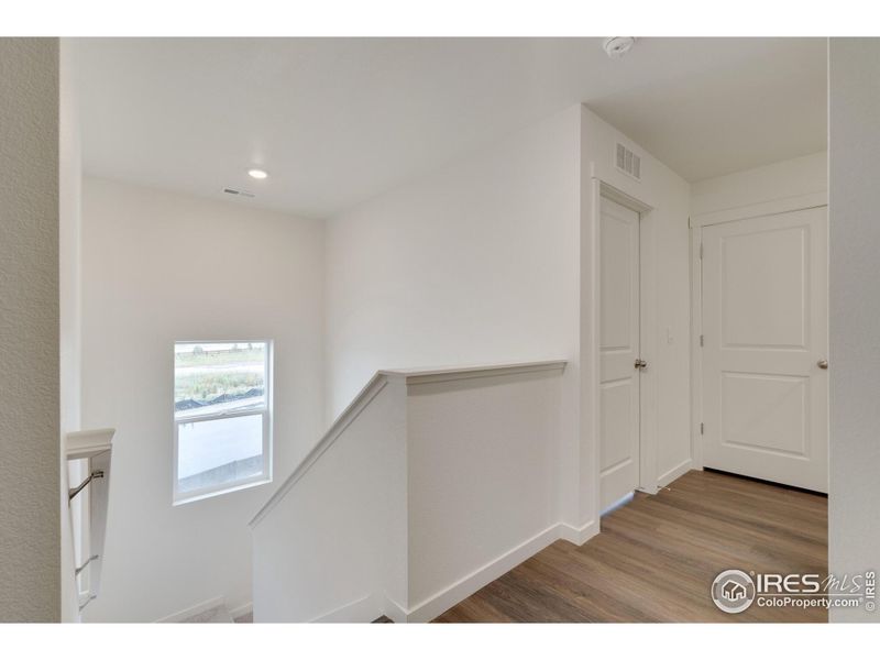 Spacious, unfurnished interior of a new home in Silver Peaks, Lochbuie (Image 23).