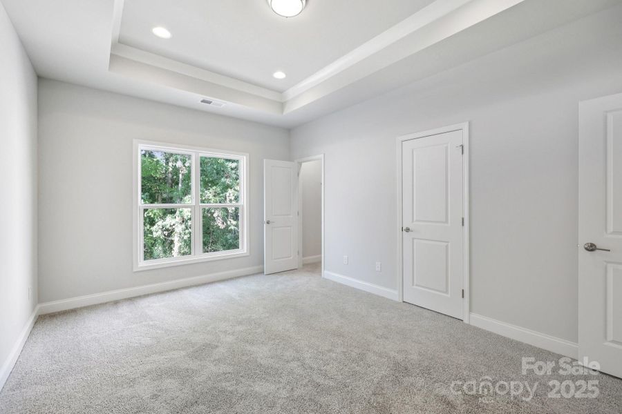 Spacious, unfurnished interior of a new home in , Huntersville (Image 12).