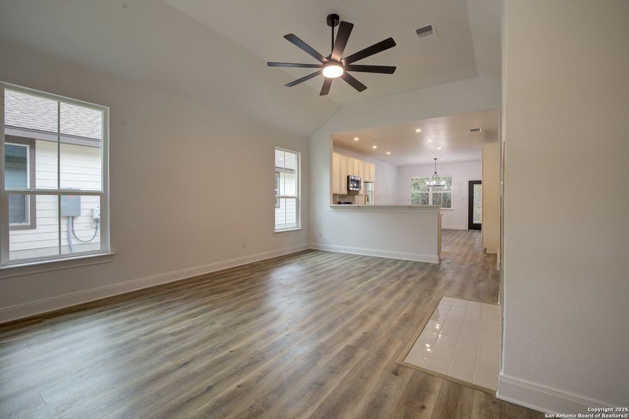 Spacious, unfurnished interior of a new home in , Wimberley (Image 29).