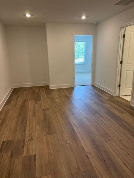 Spacious, unfurnished interior of a new home in Wellington Estates, Madison (Image 19).