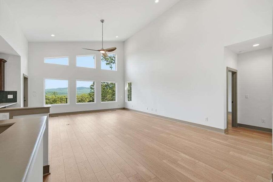 Spacious, unfurnished interior of a new home in , Ellijay (Image 22).