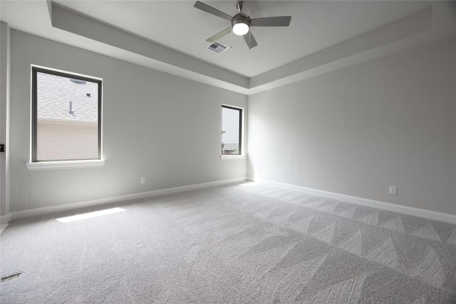 Spacious, unfurnished interior of a new home in Sunterra, Katy (Image 13). Spacious, unfurnished interior of a new home in Sunterra, Katy (Image 13).