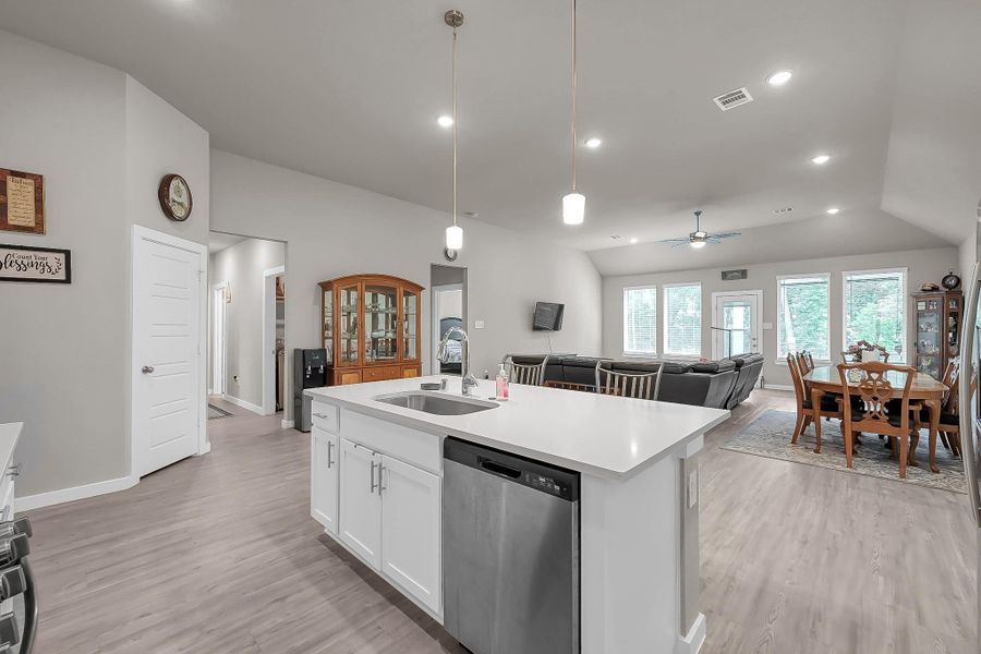 Furnished interior view inside a new home in Moran Ranch, Willis (Image 12). Furnished interior view inside a new home in Moran Ranch, Willis (Image 12).