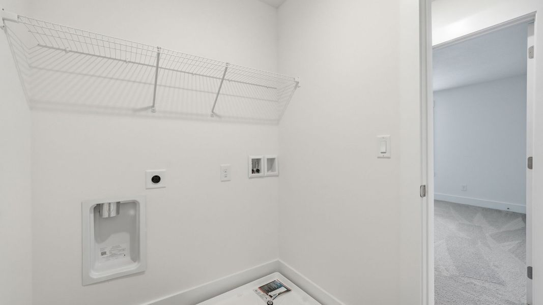 Spacious, unfurnished interior of a new home in Fieldcrest Acres, Blountville (Image 20).