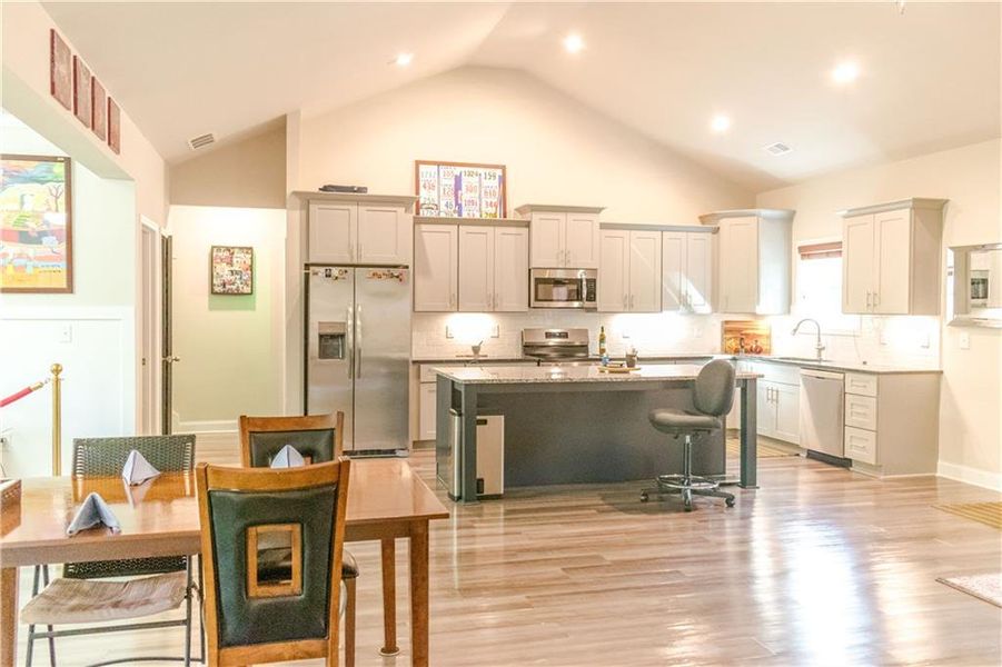 Furnished interior view inside a new home in , Mansfield (Image 7).