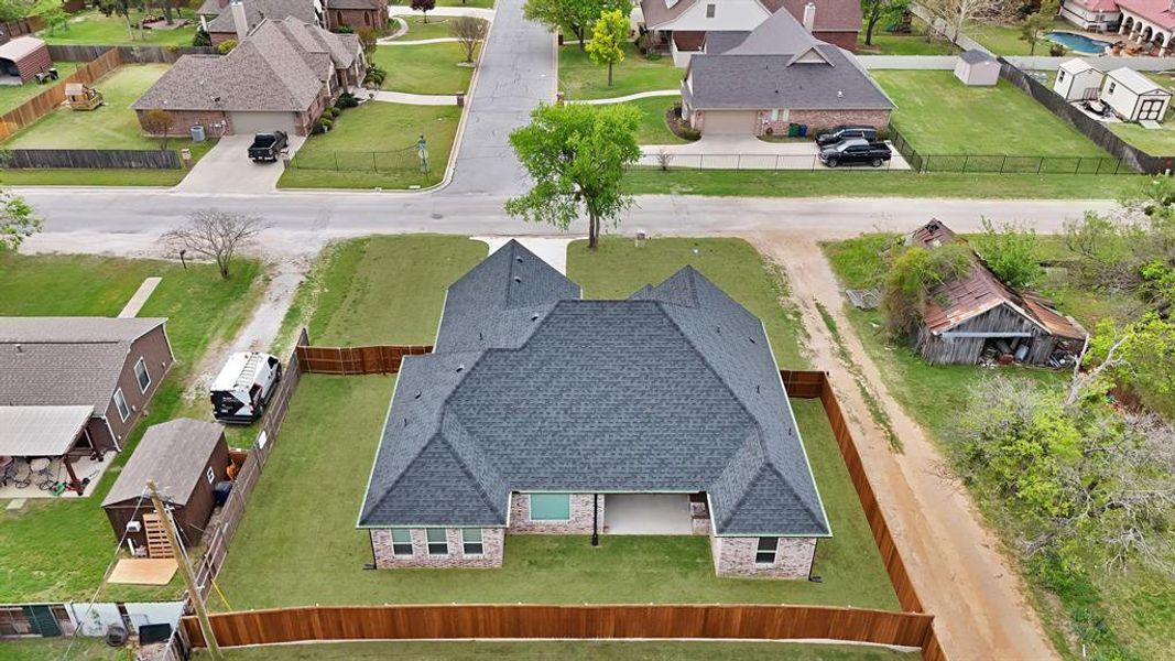 Image 34 of a home in .