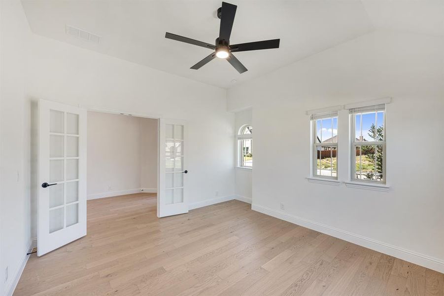 Spacious, unfurnished interior of a new home in Timberbrook 3B-4A, Justin (Image 21).