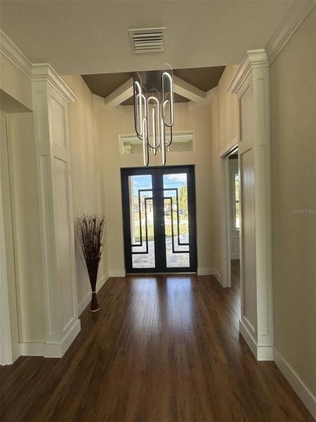 Spacious, unfurnished interior of a new home in , North Port (Image 16).