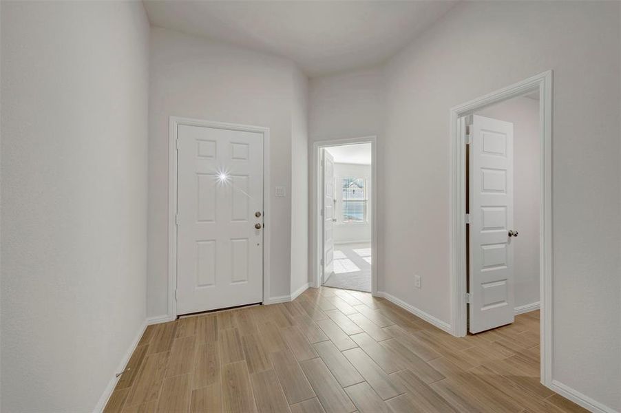 Spacious, unfurnished interior of a new home in Sagebrook, Argyle (Image 20). Spacious, unfurnished interior of a new home in Sagebrook, Argyle (Image 20).