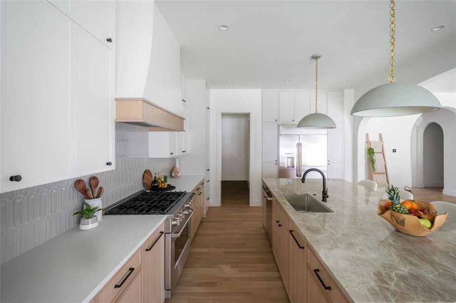 Furnished interior view inside a new home in , Dallas (Image 11).